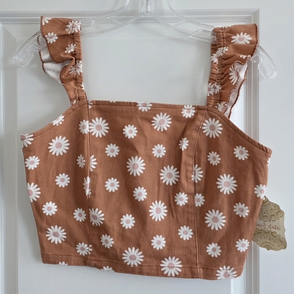 Altar'd State Tops - Altar'd State Brown/White Daisy Ruffle Sleeve Crop Top size Small